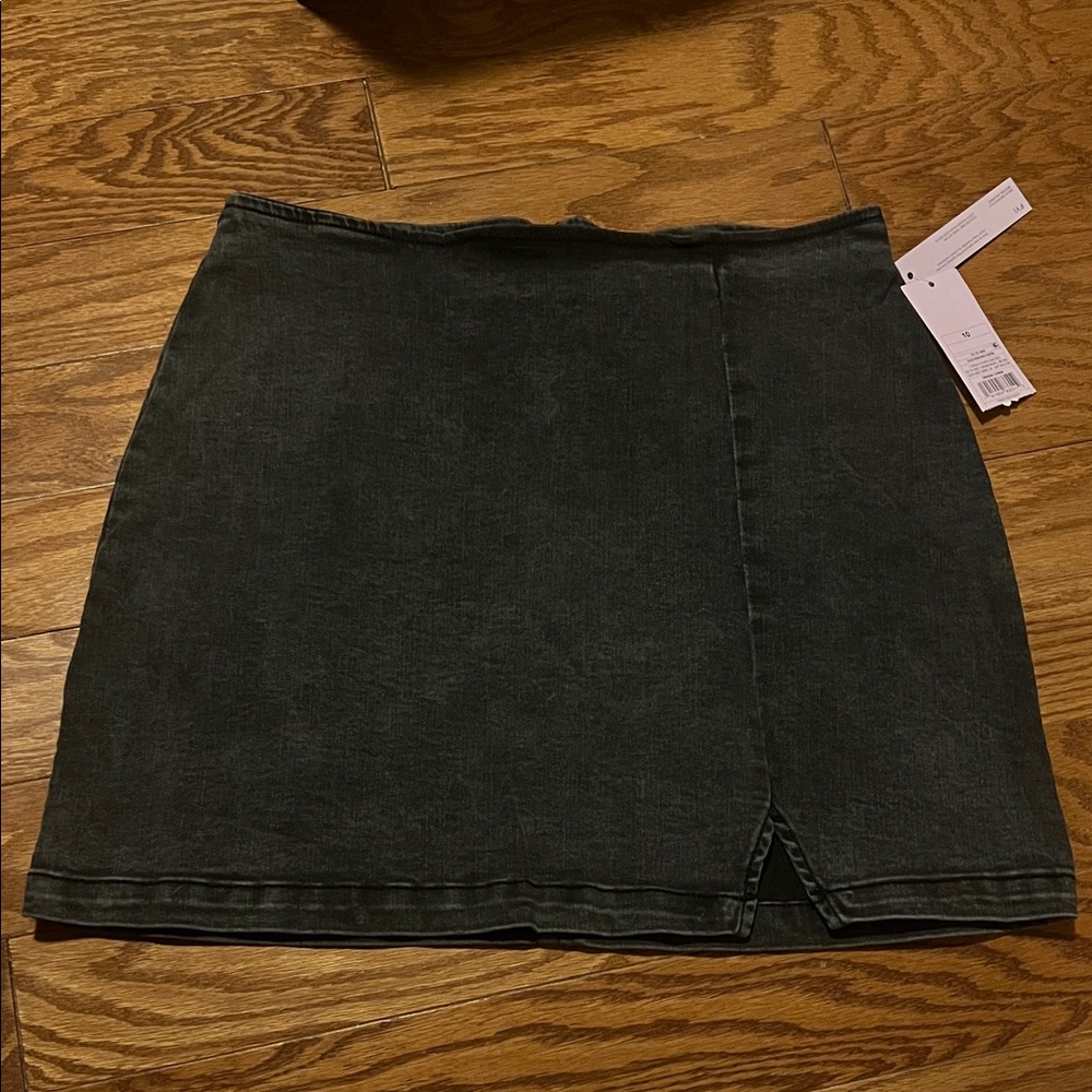 wild fable Black Washed Denim Mini Skirt with Front Slit